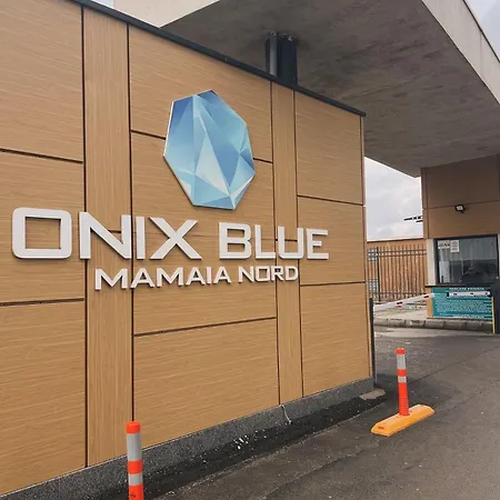 Onix Blue Mamaia Nord Apartment *